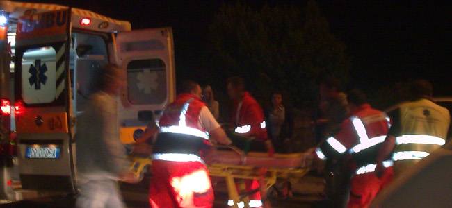 20140506173706-ambulanza-notte-1