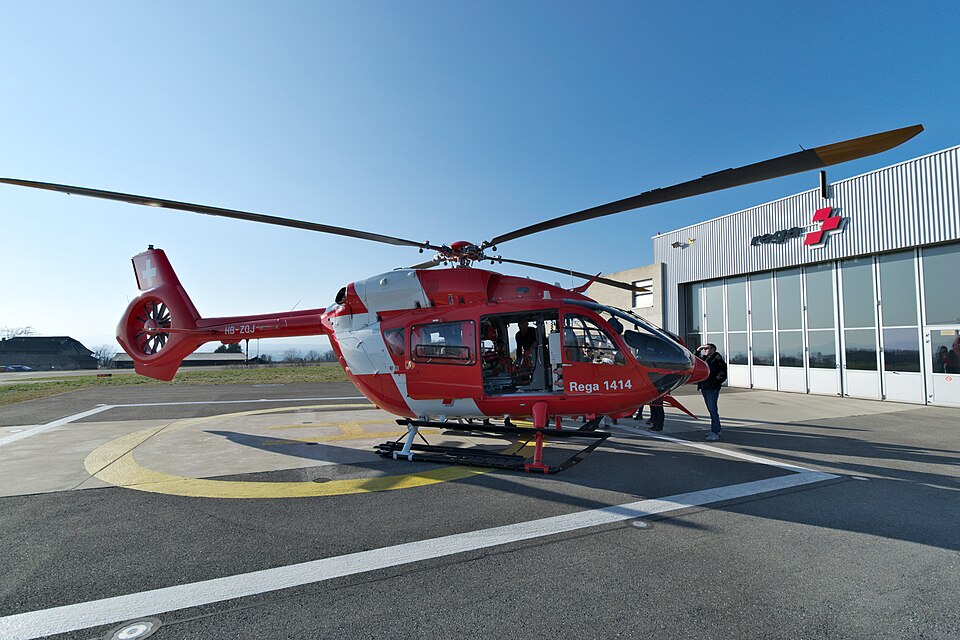 Rega_Airbus_H145_Rega_4-1